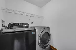 2901 Footloose Dr, Columbus, OH 43231 - Photo 6