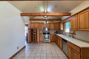 530 N Main St, Ada, OH 45810 - Photo 2