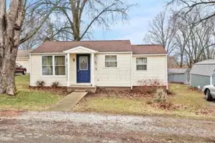 106 Sunset Dr, Hebron, OH 43025 - Photo 1