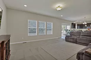 342 Isaac Tharp St, Pataskala, OH 43062 - Photo 12