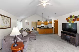 6069 Blendon Chase Dr, Westerville, OH 43081 - Photo 4