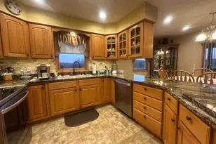 846 Elizabeth Ave, Logan, OH 43138 - Photo 2