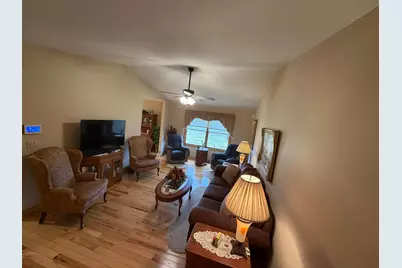 846 Elizabeth Avenue, Logan, OH 43138 - Photo 2