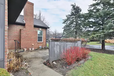 2667 Trottersway Drive, Columbus, OH 43235 - Photo 6