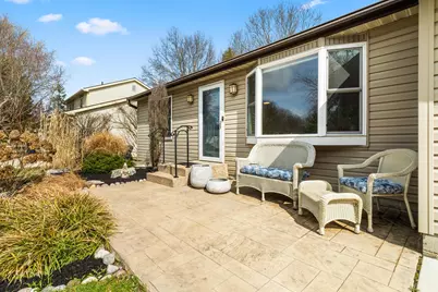 8422 Nuthatch Way, Columbus, OH 43235 - Photo 6