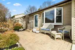 8422 Nuthatch Way, Columbus, OH 43235 - Photo 6