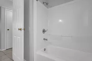 2872 Howey Rd, Columbus, OH 43224 - Photo 14