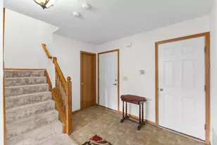 1993 Schrive Dr, Hilliard, OH 43026 - Photo 2