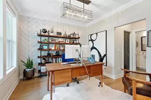 282 Neruda Ave, Columbus, OH 43215 - Photo 10