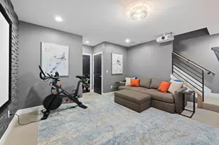 282 Neruda Ave, Columbus, OH 43215 - Photo 50