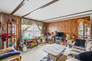 1264 W Choctaw Dr, London, OH 43140 - Photo 14