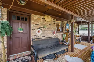 1264 W Choctaw Dr, London, OH 43140 - Photo 4