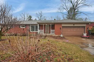 1448 W Sparrow Rd, Springfield, OH 45502 - Photo 2