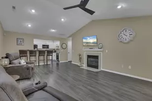 5870 Crooked Creek Blvd, Grove City, OH 43123 - Photo 14