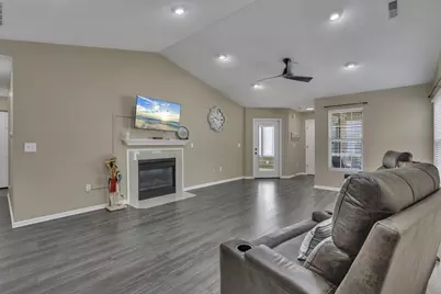 5870 Crooked Creek Boulevard, Grove City, OH 43123 - Photo 12