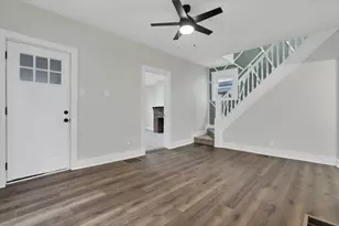 346 W Main St, Newark, OH 43055 - Photo 2