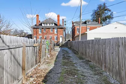 1619 E Main Street, Columbus, OH 43205 - Photo 20