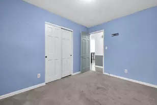 1370 Erickson Rd, Columbus, OH 43227 - Photo 12