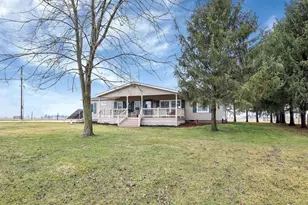 17161 Five Points Pike, Mount Sterling, OH 43143 - Photo 4