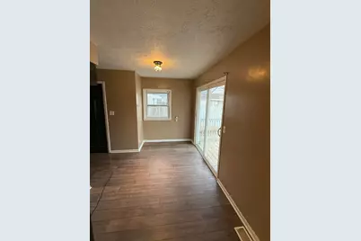 4006 Halsey Place, Columbus, OH 43228 - Photo 10
