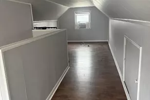 4006 Halsey Pl, Columbus, OH 43228 - Photo 6