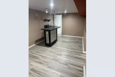 4006 Halsey Place, Columbus, OH 43228 - Photo 2