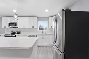 135 Rumsey Rd, Columbus, OH 43207 - Photo 2