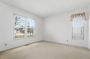 393 Canterbury Ct, Westerville, OH 43082 - Photo 24