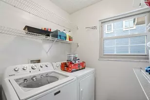 393 Canterbury Ct, Westerville, OH 43082 - Photo 34