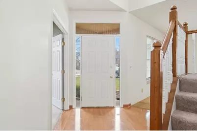 393 Canterbury Court, Westerville, OH 43082 - Photo 8
