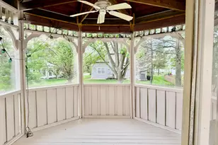 393 Canterbury Ct, Westerville, OH 43082 - Photo 50