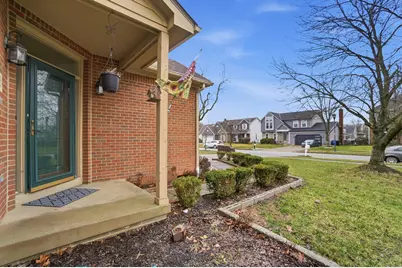 393 Canterbury Court, Westerville, OH 43082 - Photo 10