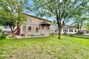 393 Canterbury Ct, Westerville, OH 43082 - Photo 54