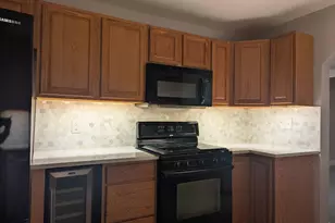 1554 S Belmont Ave, Springfield, OH 45505 - Photo 8