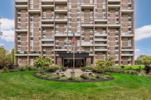 1000 Urlin Ave, Columbus, OH 43212 - Photo 2