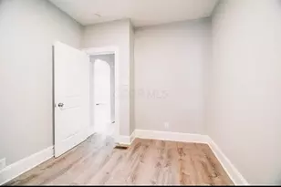 1398 Manchester Ave, Columbus, OH 43211 - Photo 12