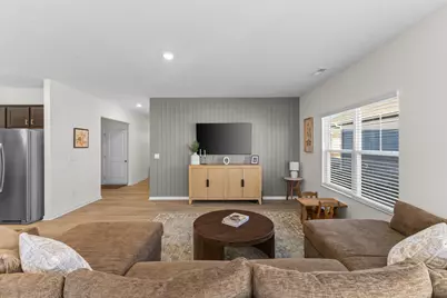 489 Helena Drive, Plain City, OH 43064 - Photo 6