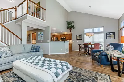 5861 Platinum Drive, Grove City, OH 43123 - Photo 8