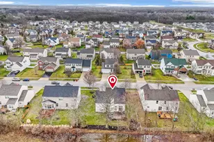 5861 Platinum Dr, Grove City, OH 43123 - Photo 48