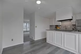 1022 Galliton Ct, Columbus, OH 43220 - Photo 6