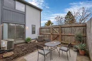 1022 Galliton Ct, Columbus, OH 43220 - Photo 28