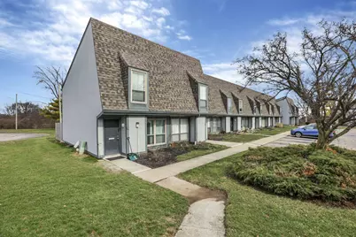 1022 Galliton Court #D, Columbus, OH 43220 - Photo 2