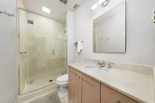 1 Miranova Pl, Columbus, OH 43215 - Photo 36