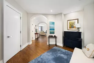 1 Miranova Pl, Columbus, OH 43215 - Photo 2