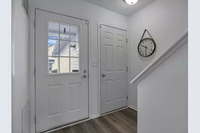 4641 Athalia Drive #18b, Columbus, OH 43228 - Photo 6