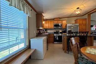 1100 Thornwood Dr SW, Heath, OH 43056 - Photo 16