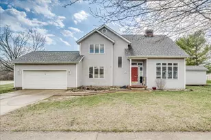 300 Wedgewood Ct, Circleville, OH 43113 - Photo 1