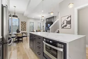 251 E 3rd Ave, Columbus, OH 43201 - Photo 22