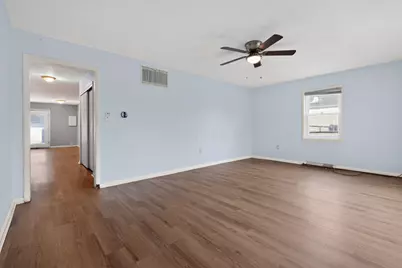 396 Pasadena Avenue, Columbus, OH 43228 - Photo 8