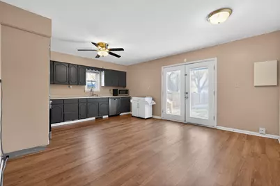 396 Pasadena Avenue, Columbus, OH 43228 - Photo 14